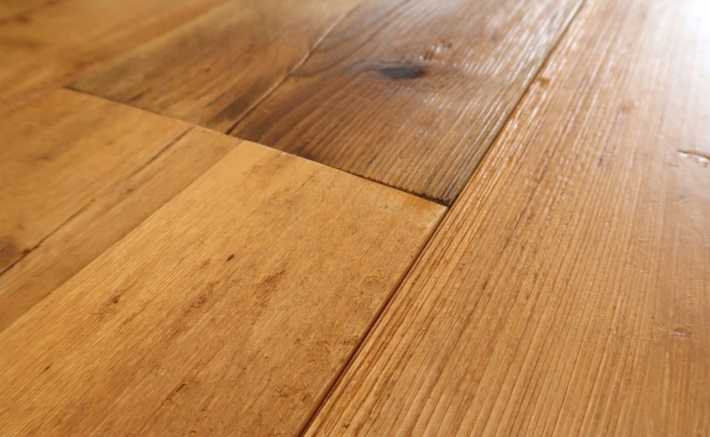 Mid Century Pine Blackburn Reclaimed Wood Flooring, Solid Wood