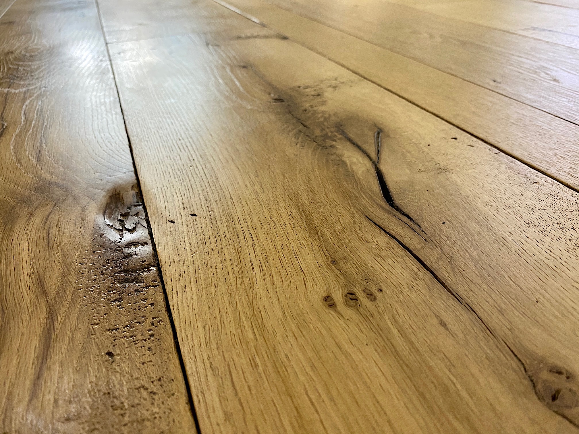 Manoir Oak 10mm Solid Boards (Underfloor Heating) Reclaimed Wood